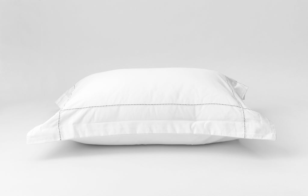 Slim white & black stripes