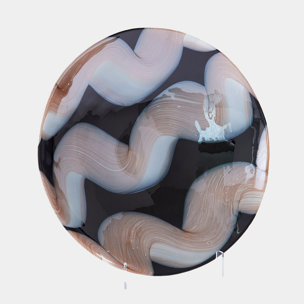 Swoon Charger - Black/Beige