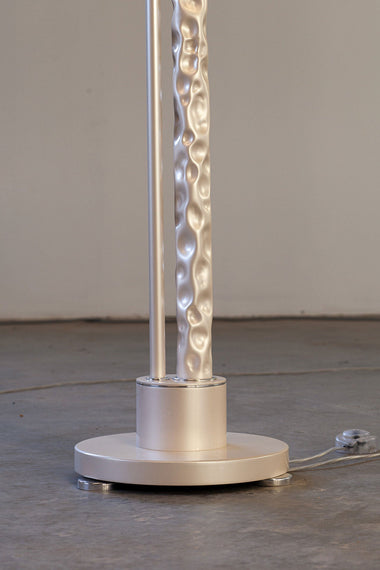 Gliding Carve Floor Lamp